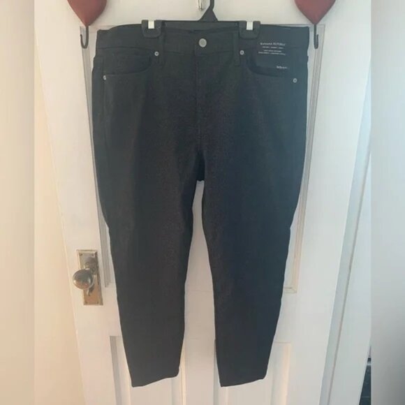 Banana Republic Sparkly Jeans - Picture 2 of 3